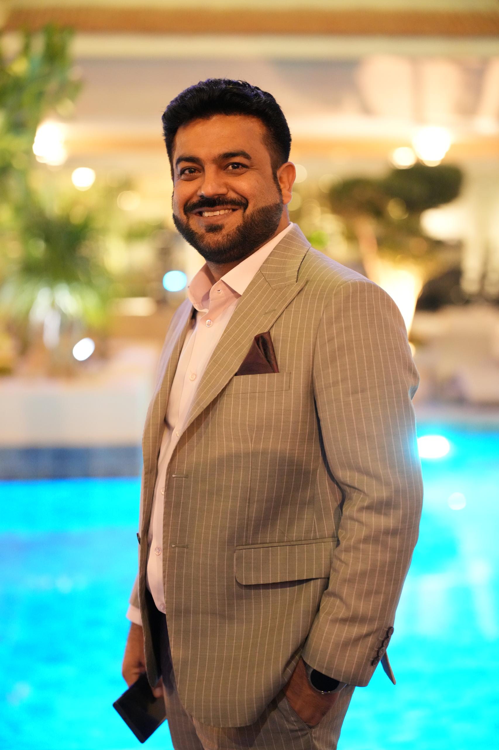 Mr. Narayan Das Khanwani